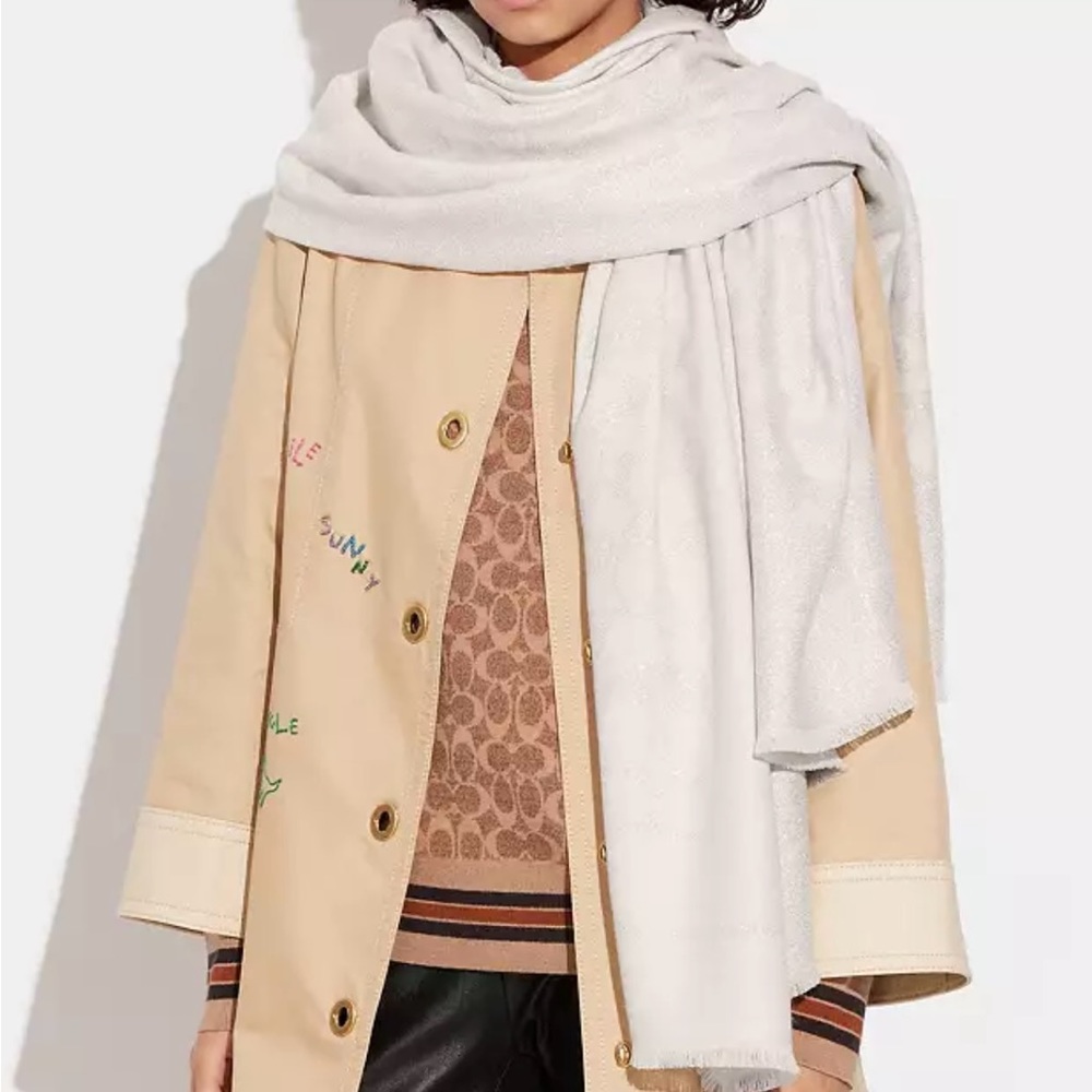 Coach Signature Shawl – Classic Monogram